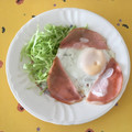 puniＫ's cooksnap of when they made まん真ん中のハムエッグ♬.
