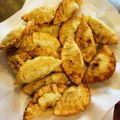 あいもん料理部's cooksnap of when they made 餃子の皮でサツマイモパイ.