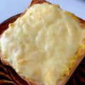 土屋はちまき's cooksnap of when they made ゆで卵マヨネーズのチーズトースト.