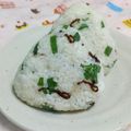 赤い電話's cooksnap of when they made 簡単！大人のネギ塩昆布のおにぎり.