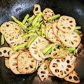 かきぴー３９７'s cooksnap of when they made れんこんとインゲンの黒胡椒ソテー.