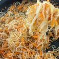 pechipon01's cooksnap of when they made ヘルシー！人参と白滝のたらこ和え.