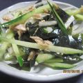 じんとっと's cooksnap of when they made きゅうりとわかめの★シャキシャキ☆サラダ.