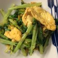 ベティ３'s cooksnap of when they made 大根菜と卵のガーリックバター醤油炒め☆.