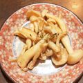 8ｕｓａｕｓａ8's cooksnap of when they made ブナピーのおかか炒め.