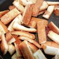 下つ弓張り's cooksnap of when they made 食パンの耳で作る☆簡単ラスク.