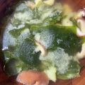 ゆりはるみ♡'s cooksnap of when they made 生椎茸とわかめの味噌汁.