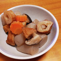 低カロ探検隊's cooksnap of when they made さつま揚げと蒟蒻と人参の煮物.