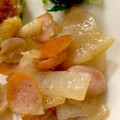 MULA's cooksnap of when they made 大根とソーセージのコンソメ炒め.