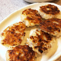 ころんぴ's cooksnap of when they made 玉ねぎ蓮根のもちもち焼き.