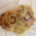 rikachanpe's cooksnap of when they made スタバ☆ホワイトチョコマカダミアクッキー.