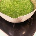 ロン子's cooksnap of when they made <離乳食後期>かぶの葉のだし煮.