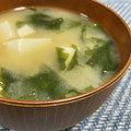 ☆のん☆☆'s cooksnap of when they made 我が家定番☆豆腐とわかめのみそ汁.
