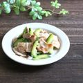 まろんかふぇ's cooksnap of when they made 豚こま肉ときゅうりのペペロンチーノ炒め.