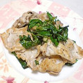 ne-ne's cooksnap of when they made セロリの葉と豚肉の黒コショウ炒め.