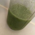 ユカtoマオマオ's cooksnap of when they made 便秘に効く！皮ごとキウイスムージー.