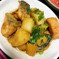 ☆のんにゃん☆'s cooksnap of when they made m秋鮭(生鮭)とじゃがいもの甘辛炒め.