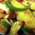 ☆ぺっぺ☆'s cooksnap of when they made 厚揚げとさつまいもの甘辛炒め.