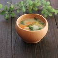 まろんかふぇ's cooksnap of when they made 白菜と春菊の、ほっこり味噌汁.