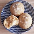 アクセル☆'s cooksnap of when they made 30分で完成!?捏ねないお豆腐ごまパン.
