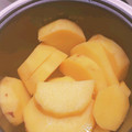 yokosaku's cooksnap of when they made 炊飯器で簡単！さつまいものレモン煮.