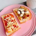 シュポ☆'s cooksnap of when they made トーストバリエ＊柿とチーズのトースト.