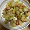 Reo14☆'s cooksnap of when they made じゃがいも　しめじ　ウィンナー　炒め.