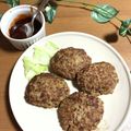 chi−ちゃん's cooksnap of when they made 玉ねぎは炒めず混ぜる＊牛挽肉ハンバーグ.