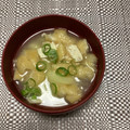 おはなすき's cooksnap of when they made 油あげとジャガイモと玉ねぎの味噌汁☺⛄☕.