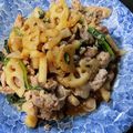 ＭＩ−ＳＡＮ's cooksnap of when they made 簡単！豚肉とレンコンのさっぱり炒め物.