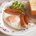 ありみりん♡'s cooksnap of when they made 我が家の朝食　ぱっかーんウインナーエッグ.