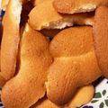 きょうちゃんだよ's cooksnap of when they made 余った卵白で◎ラングドシャ.