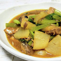 zakkiiM's cooksnap of when they made 簡単早い！さんま缶で大根と小松菜の煮物.