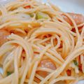 ともpan's cooksnap of when they made シチューリメイク！トマトクリーム風パスタ.