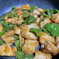 Sa〜ちゃん's cooksnap of when they made ピーマンと鶏むね肉のしょうが焼き.