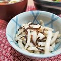 イベ長's cooksnap of when they made 超簡単！！大根★塩昆布漬け.