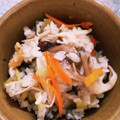 クックE06SU7☆'s cooksnap of when they made 超簡単！きのこと大根葉の炊き込みご飯.