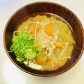 azbjbn's cooksnap of when they made 大根 人参 きのこ味噌汁^^.