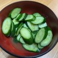 クックE7JF74☆'s cooksnap of when they made 材料2つ　簡単きゅうりの浅漬け.