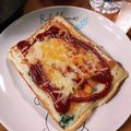 クックMAKCWU☆'s cooksnap of when they made 子どもが喜ぶ⭐HMで作ったミックスピザ.