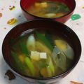赤い電話's cooksnap of when they made ねぎと豆腐とワカメの味噌汁.