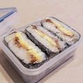 ともみん❤'s cooksnap of when they made ヘルシーそぼろと卵のおにぎらず。お弁当に.