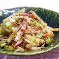 もすろー's cooksnap of when they made 簡単節約つまみにも大根の皮のベーコン炒め.