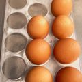 ウニーず's cooksnap of when they made ただ裏返すだけ！パック卵の移し方！.