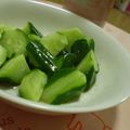 クレちゃん's cooksnap of when they made 止まらな～い☆おいしいキュウリ♪.