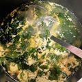 ムーミン☆ママ's cooksnap of when they made 簡単♪ふんわり玉子のわかめスープ.