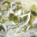 クック0R2I5I☆'s cooksnap of when they made わかめと玉ねぎの中華スープ.