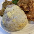 yu228's cooksnap of when they made 炒り卵とソーセージの黒胡椒おにぎり.