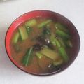 きらり流れ星's cooksnap of when they made 小松菜とわかめのみそ汁.