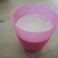 3姉妹ちゃんママ's cooksnap of when they made ＊きなこバナナシェイク。.